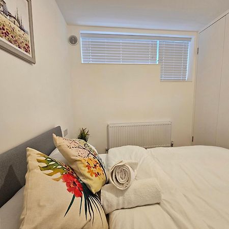 London E1 Apartment Bagian luar foto